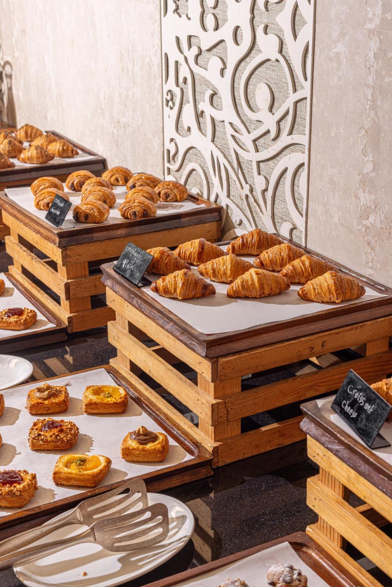 Kempinski Summerland & 5* Beirut